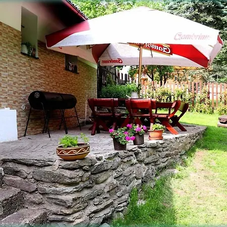 Сasa de vacaciones U Tri Medvedu By Interhome *
